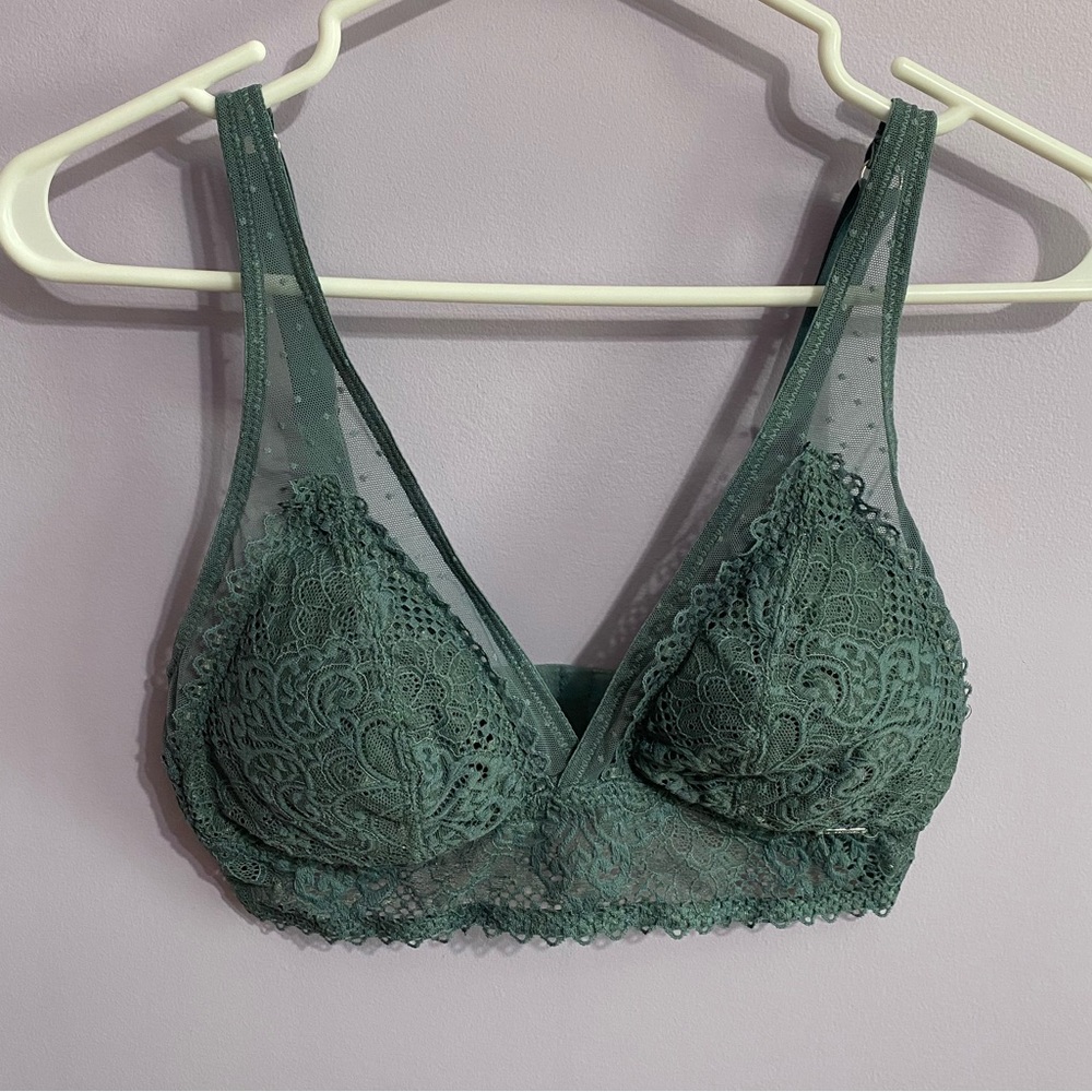 La Vie en Rose Lace Bralette, Size M